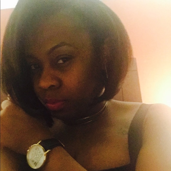 Meet your Posher, Sandra - Picture 3 of 3